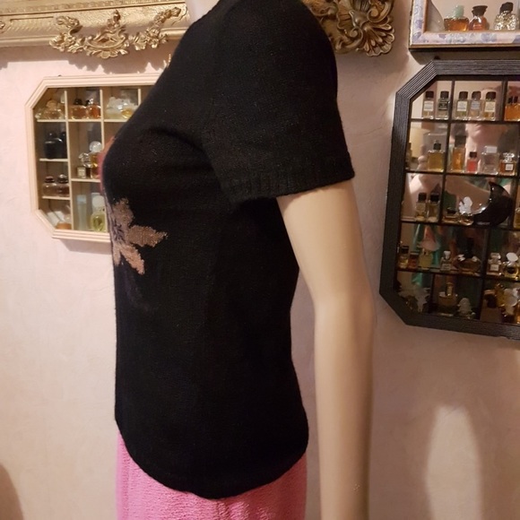 Chanel brooch sweater Paris-Moscow collection - Picture 8 of 16